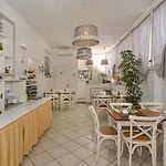 City Hotel 3* Виареджо