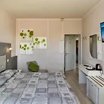 City Hotel Виареджо