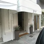 City Hotel Отель 3*