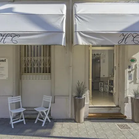 City Hotel 3* В'яреджо