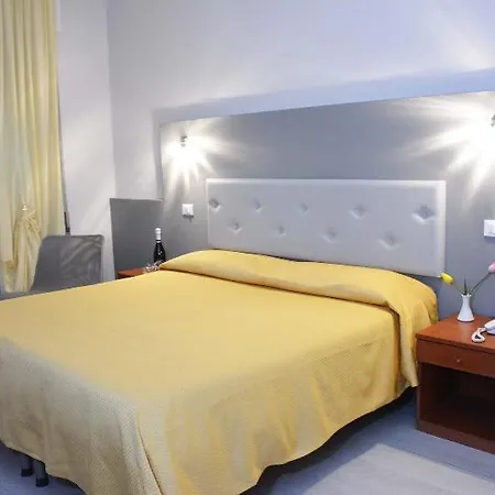 City Hotel 3*