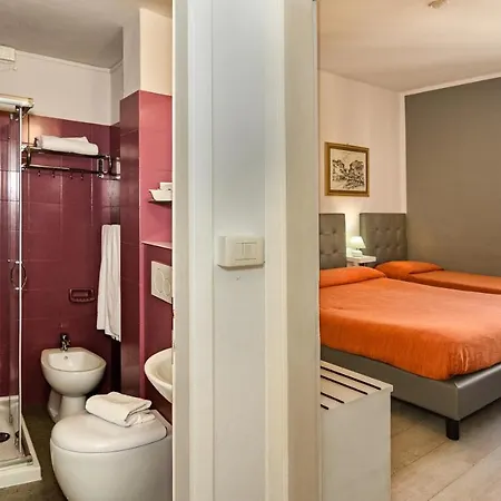 City Hotel 3* В'яреджо