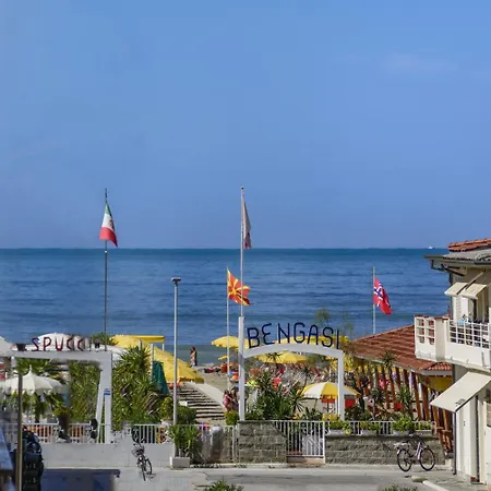 Szálloda City Hotel