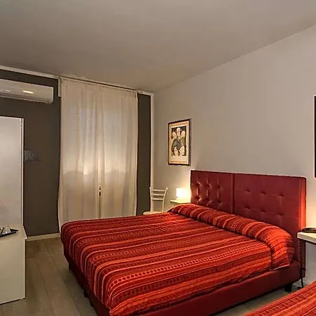 City Hotel מלון וירג'יו