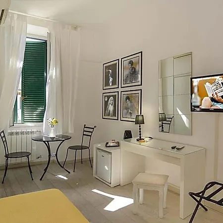 City Hotel 3*
