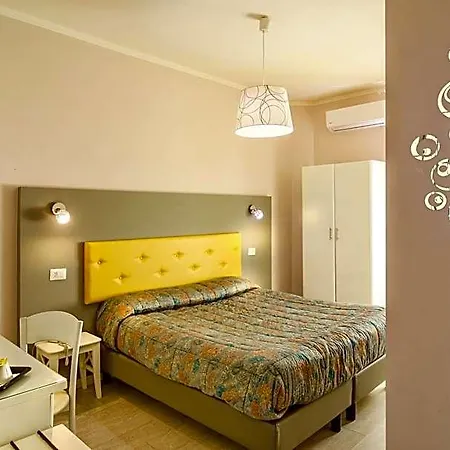 מלון City Hotel וירג'יו