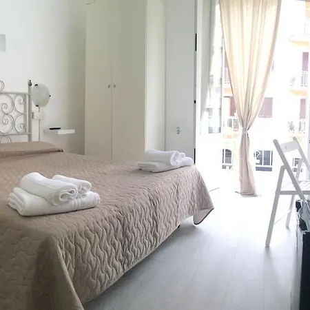City Hotel