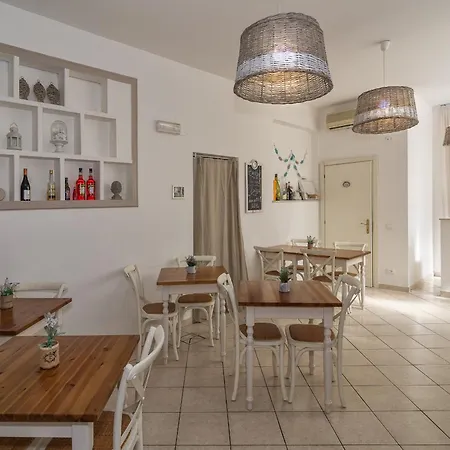 City Hotel 3* В'яреджо