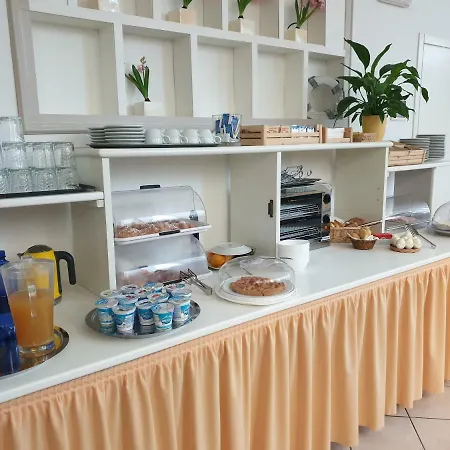 City Hotel 3*