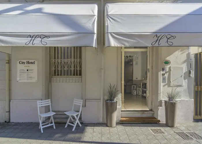 City Hotel 3* Виареджо