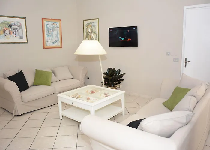 City Hotel 3* Виареджо