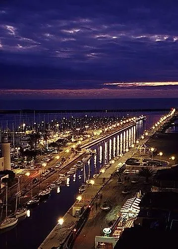 Отель City Hotel Виареджо