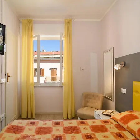 City Hotel Otel 3*